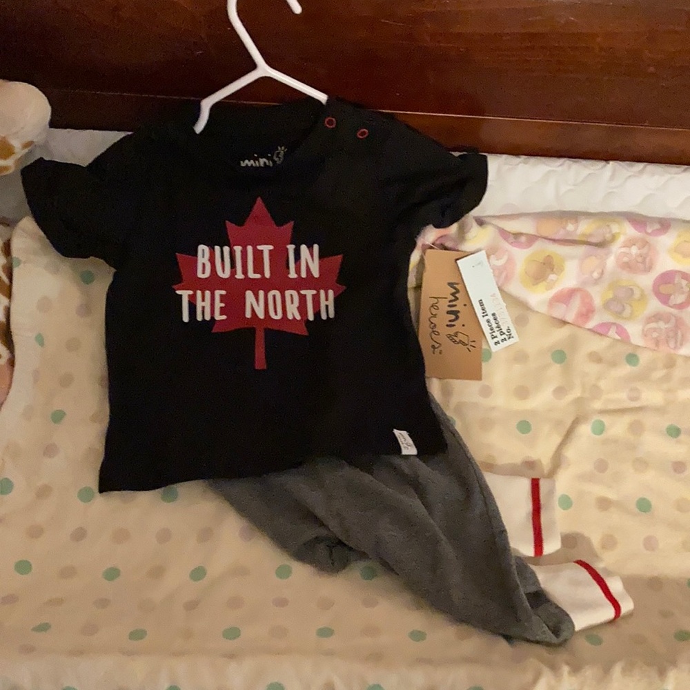 3 for $15  Mini Heroes * top and pants set